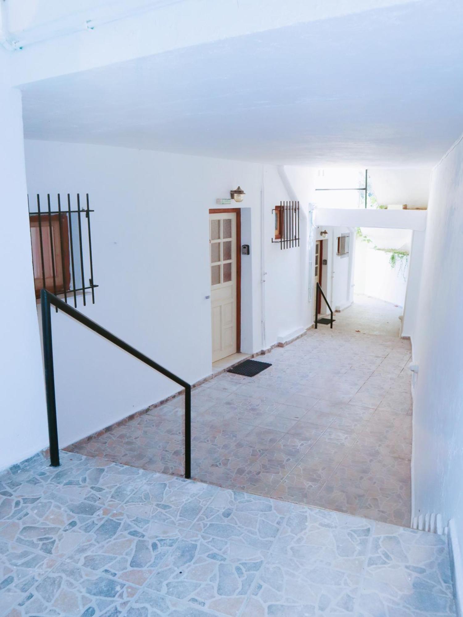 Kaminaki Seaview Apartments Katávolos Eksteriør bilde